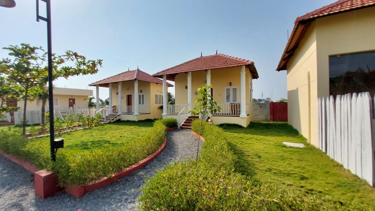 resorts-in-vellore-as-garden-villa